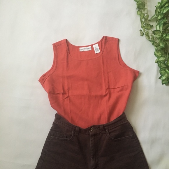 Sleeveless Linen Top - Picture 1 of 5